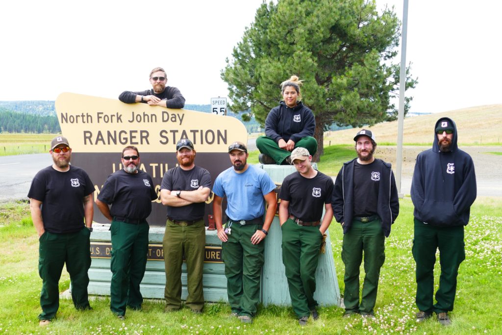 The 2016 VetsWork GreenCorps crew.